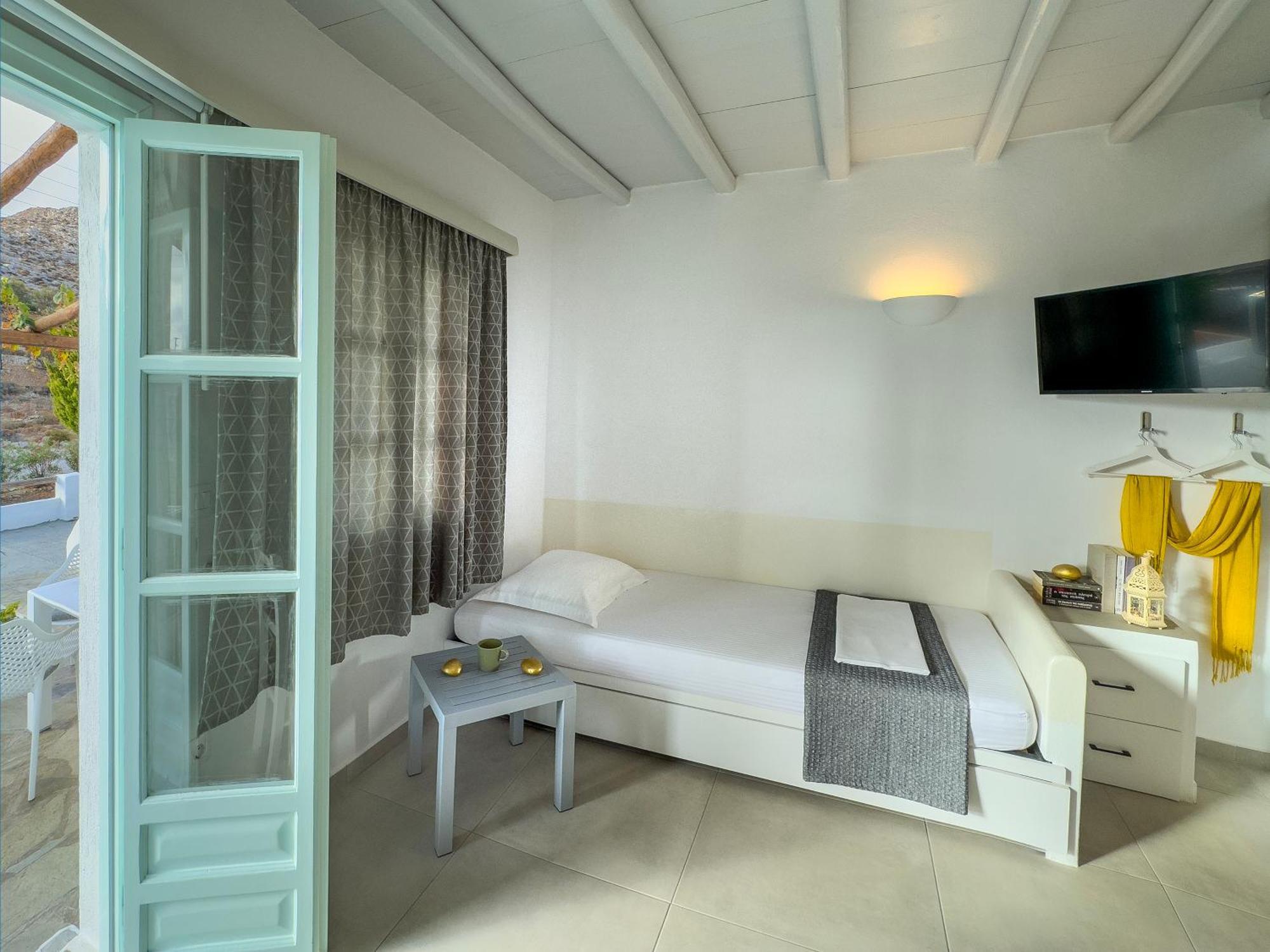 קרבוסטאסי יוון Aneton Residences Folegandros מראה חיצוני תמונה