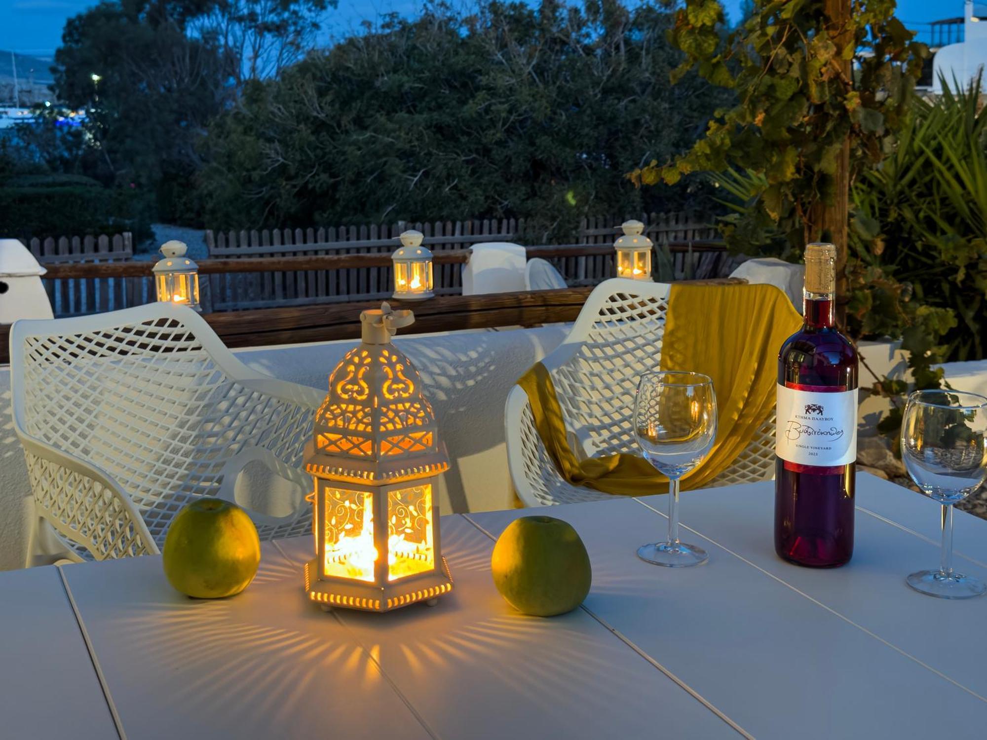 קרבוסטאסי יוון Aneton Residences Folegandros מראה חיצוני תמונה